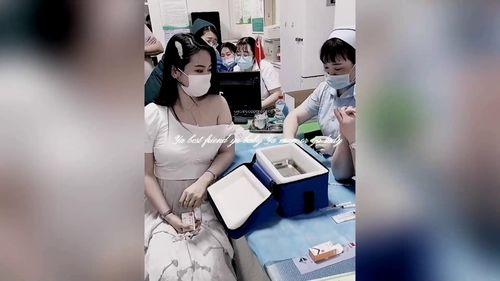 打疫苗成人搞笑视频大全,笑点爆棚！成人搞笑视频合集