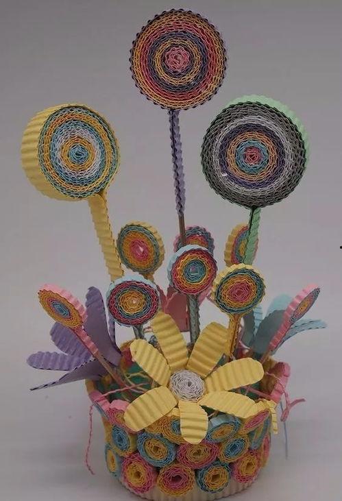 圆纸画成人教程视频,跟随教程视频轻松绘制卡通人物