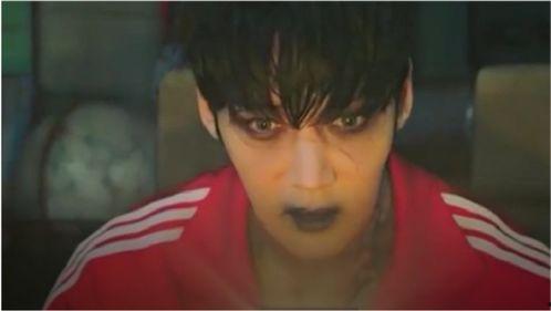 丧尸化妆成人类帅哥视频,人类帅哥背后的惊悚真相