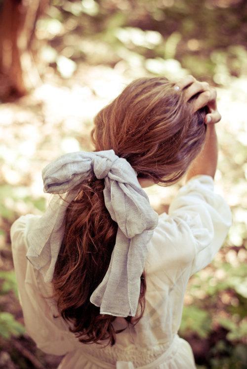 飘带扎发成人女孩视频