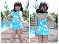 成人泳衣女比基尼视频,成人泳装时尚风采一览