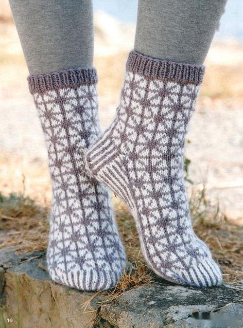 成人袜子钩编袜腿视频,跟随视频轻松掌握技巧